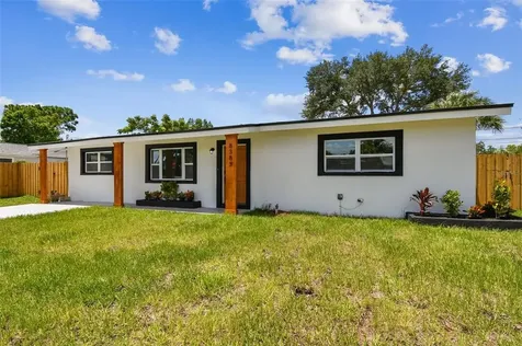 8383 Jacaranda Avenue Seminole FL 33777