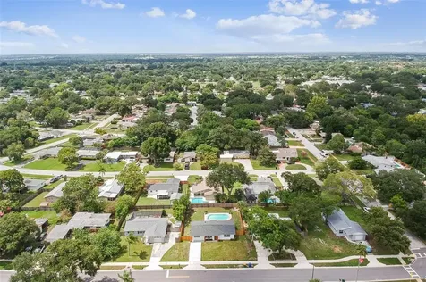 8383 Jacaranda Avenue Seminole FL 33777