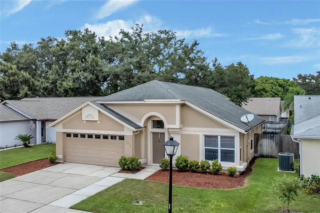 1017 Alpug Avenue Oviedo FL 32765