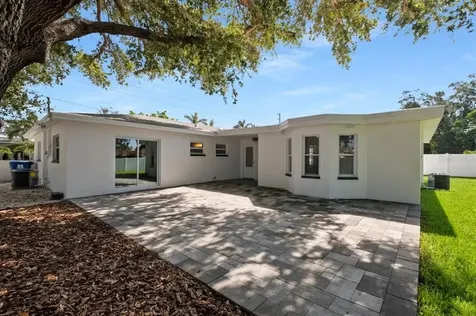 7858 Causeway Boulevard N St Petersburg FL 33707