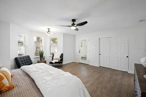 7858 Causeway Boulevard N St Petersburg FL 33707