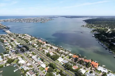 7858 Causeway Boulevard N St Petersburg FL 33707