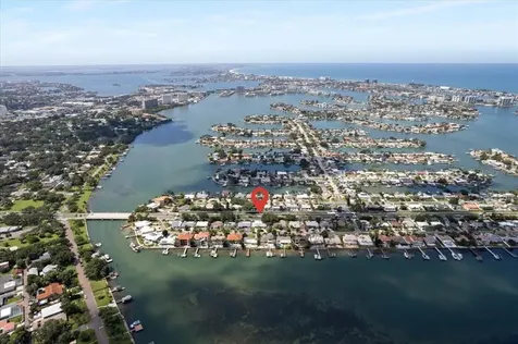 7858 Causeway Boulevard N St Petersburg FL 33707