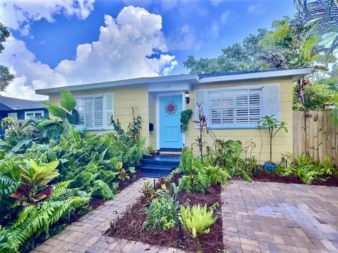 1421 55th Avenue N St Petersburg FL 33703