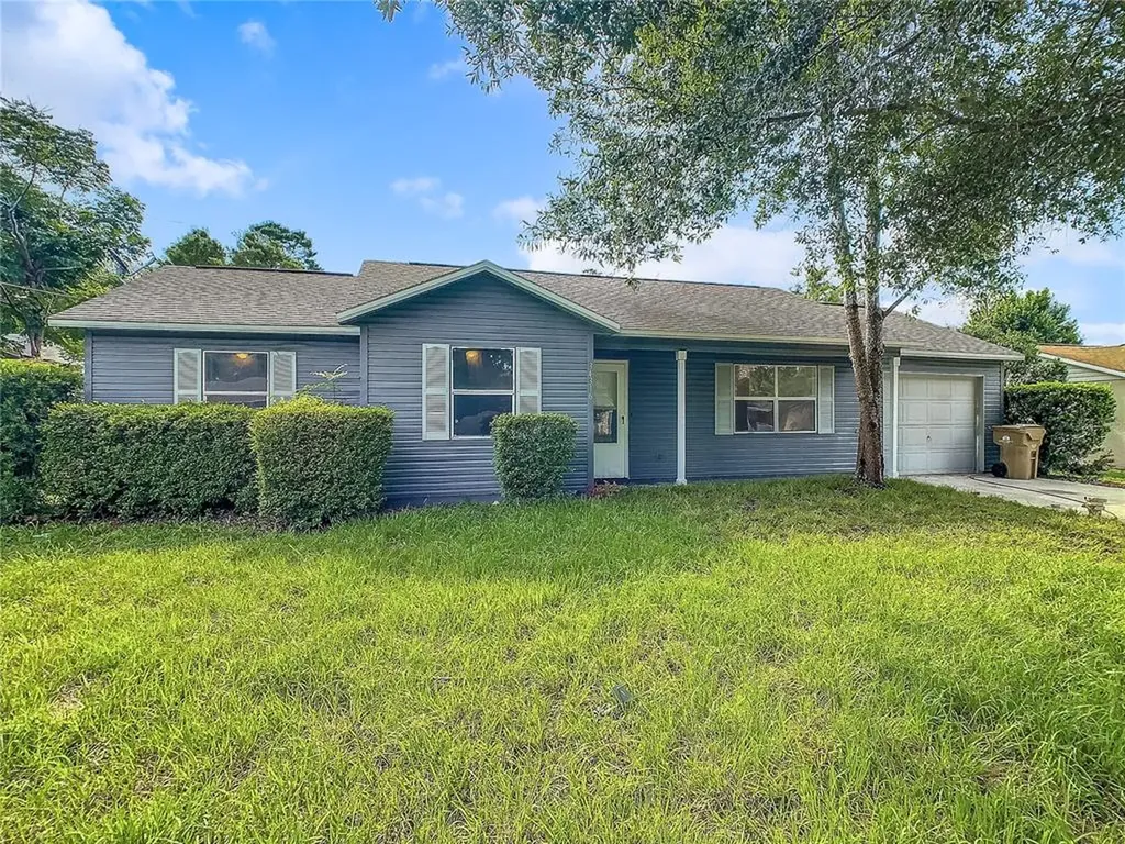 34316 Oak Avenue Leesburg FL 34788