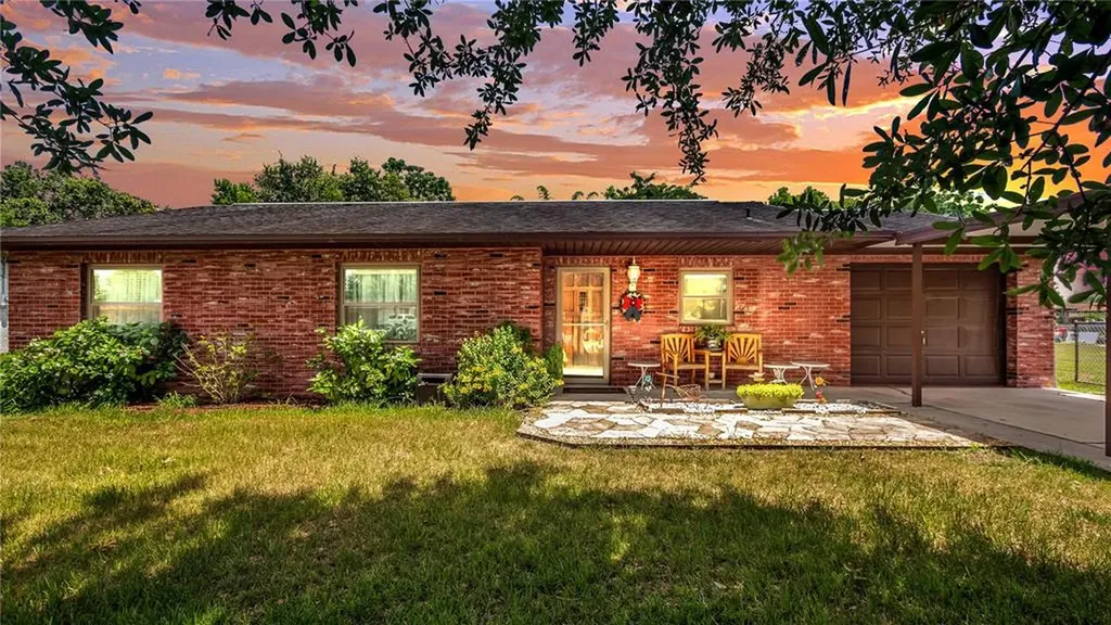 130 Jackson Street Lake Wales FL 33859
