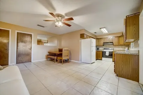 27922 Tammi Drive Tavares FL 32778
