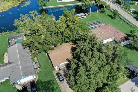 27922 Tammi Drive Tavares FL 32778