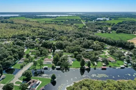 27922 Tammi Drive Tavares FL 32778