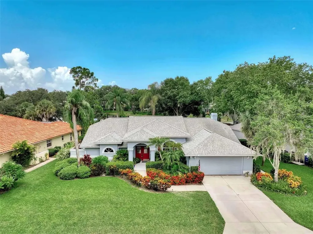 8186 Shadow Pine Way Sarasota FL 34238