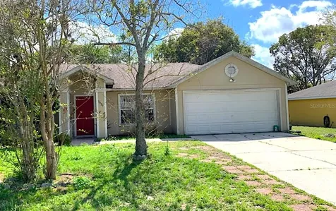 3025 Greynolds Street Deltona FL 32738