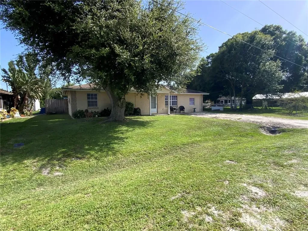 608 NW 15th Street Okeechobee FL 34972