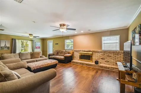 11908 N Gomez Avenue Tampa FL 33618