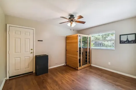 11908 N Gomez Avenue Tampa FL 33618