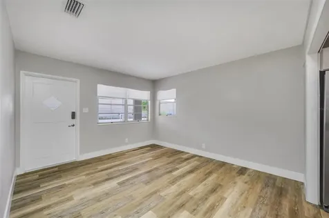 11207 N Florence Avenue Tampa FL 33612