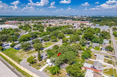 11207 N Florence Avenue Tampa FL 33612
