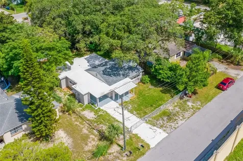 11207 N Florence Avenue Tampa FL 33612
