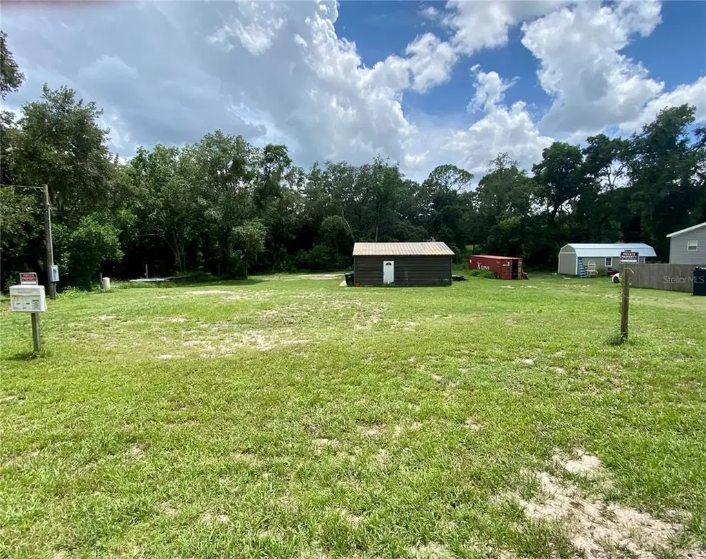1438 Pine Street Apopka FL 32703