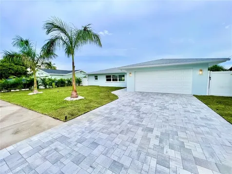 540 Dolphin Avenue SE St Petersburg FL 33705
