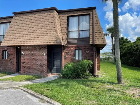 1836 N Crystal Lake Drive Lakeland FL 33801