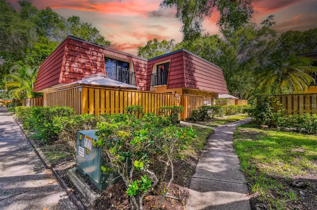 2708 5th Court Palm Harbor FL 34684