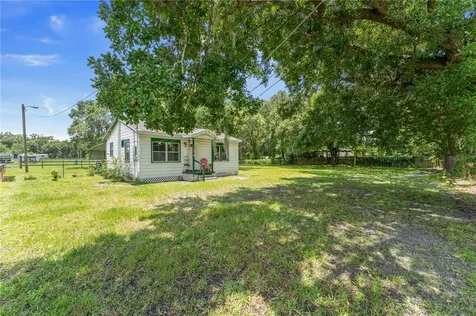 13705 Acker Road Dover FL 33527
