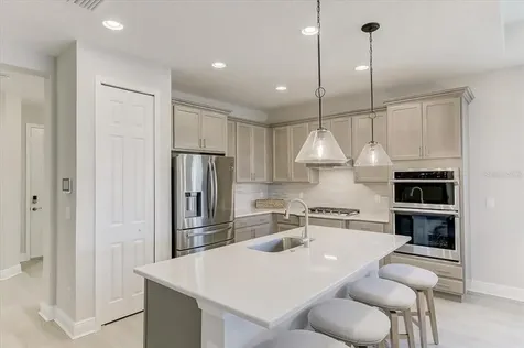 128 Van Gogh Cove Bradenton FL 34212