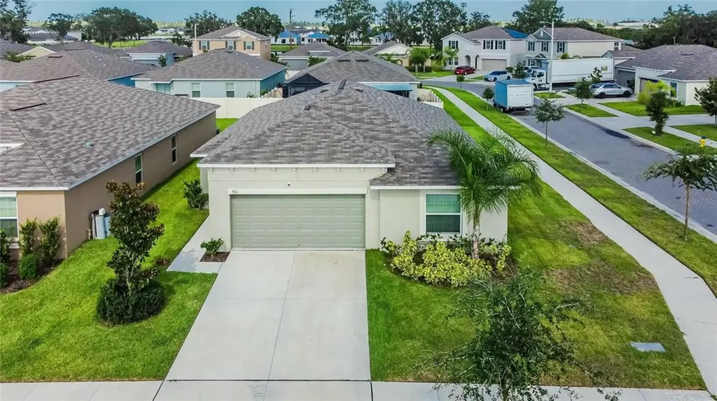 901 Zone Tailed Hawk Place Ruskin FL 33570