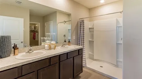 17611 Canopy Place Bradenton FL 34211