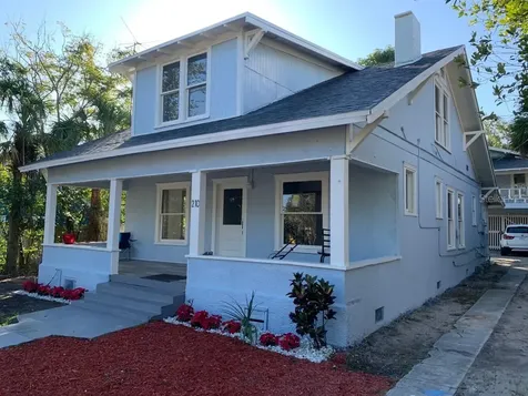 210 Avenue D NE Winter Haven FL 33881