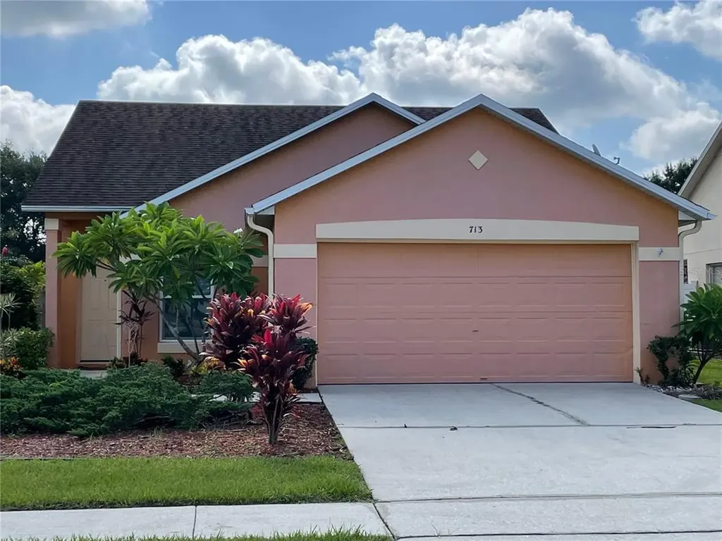 713 Mclean Court Orlando FL 32825