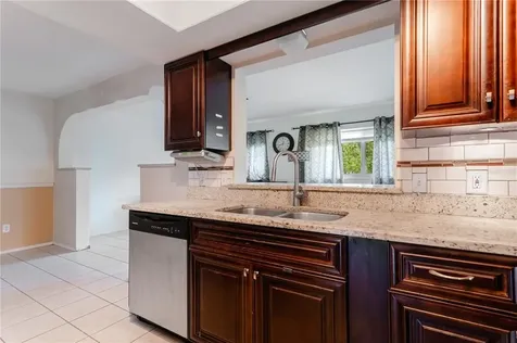 1132 Redstart Road Venice FL 34293
