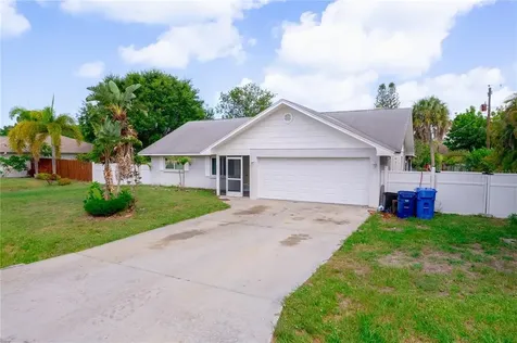 1132 Redstart Road Venice FL 34293