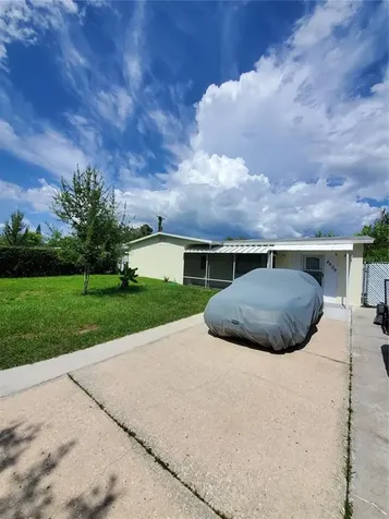 4909 Cresthill Drive Tampa FL 33615