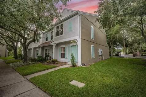 8560 Hunters Key Circle Tampa FL 33647