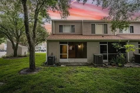 8560 Hunters Key Circle Tampa FL 33647