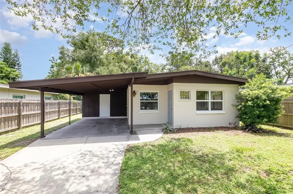 5227 Seminole Avenue Winter Park FL 32792