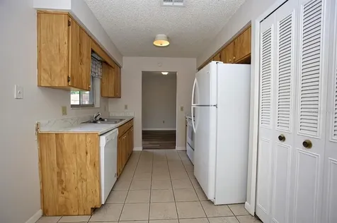 1472 Montecito Avenue Deltona FL 32738