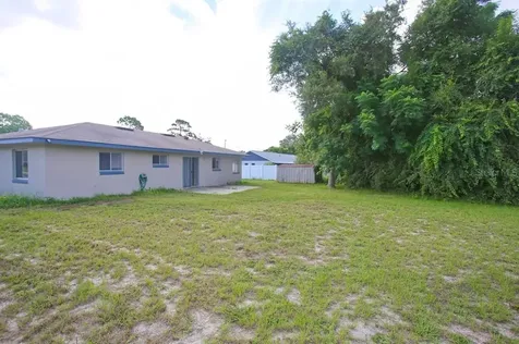 1472 Montecito Avenue Deltona FL 32738