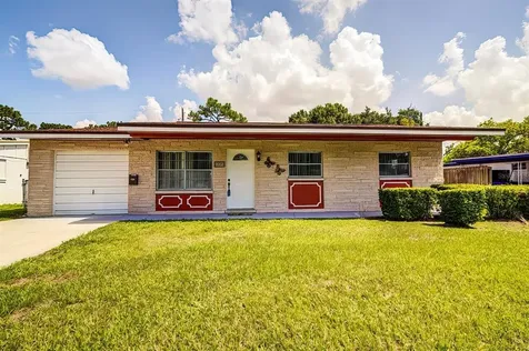 113 Floral Drive Tampa FL 33613