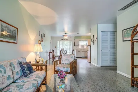 113 Floral Drive Tampa FL 33613
