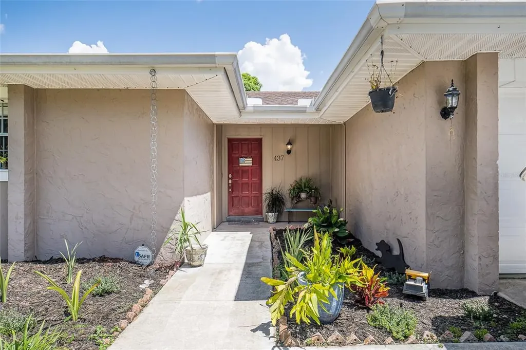 437 Broward Terrace Winter Haven FL 33884