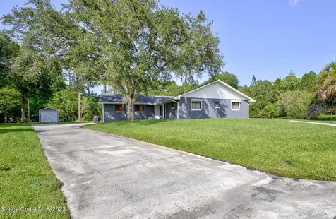 2420 E Friday Circle Cocoa FL 32926