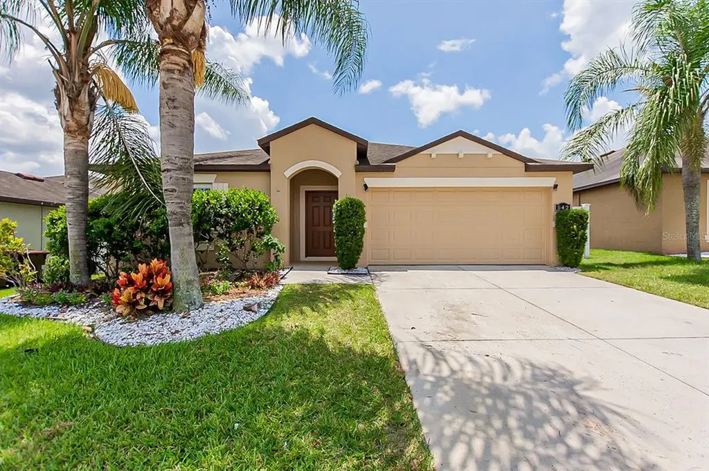 542 Savannah Preserve Loop Davenport FL 33837
