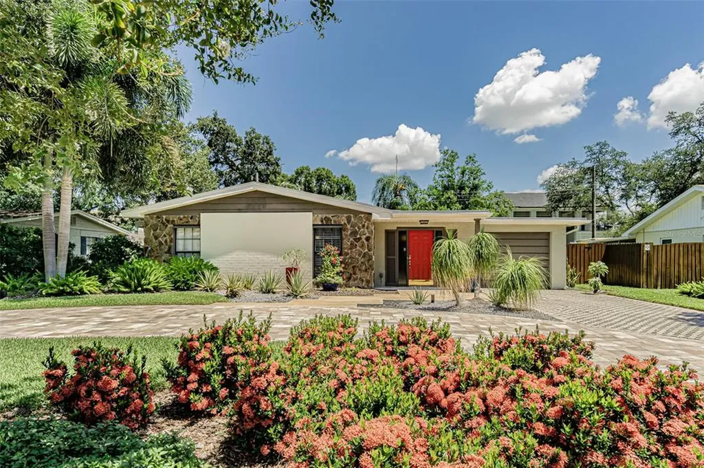 4107 W Mckay Avenue Tampa FL 33609