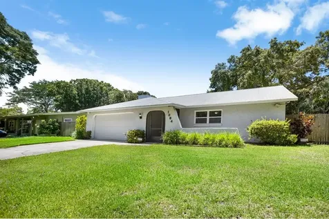 1084 55th Terrace S St Petersburg FL 33705