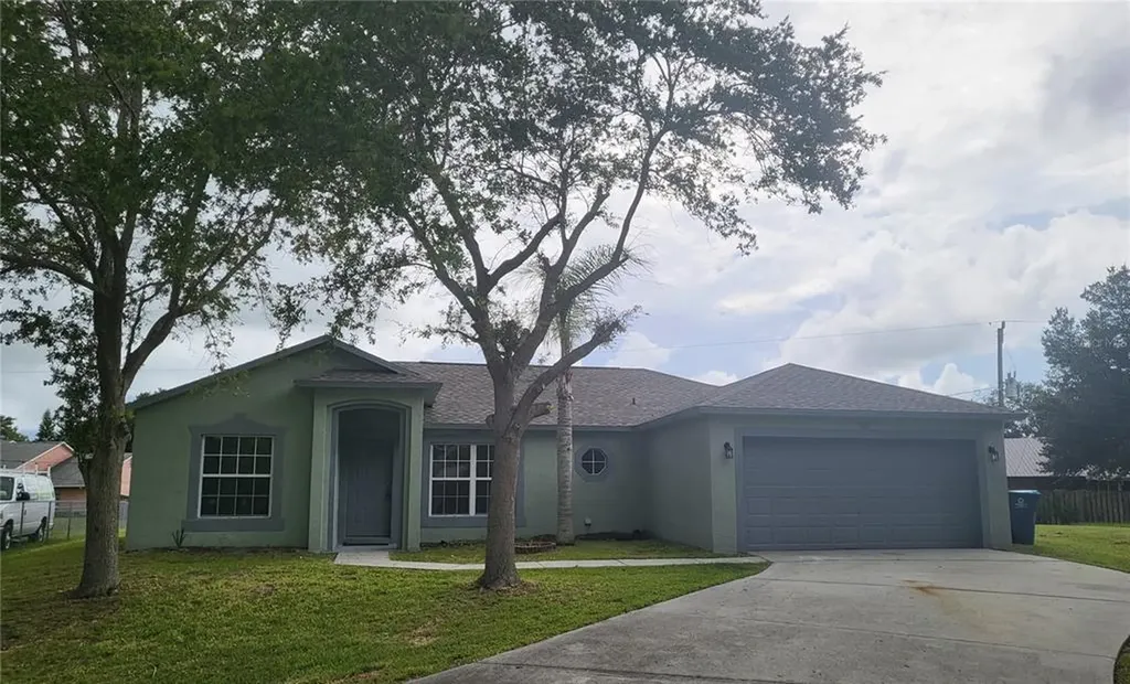 1199 Penn Court NW Palm Bay FL 32907