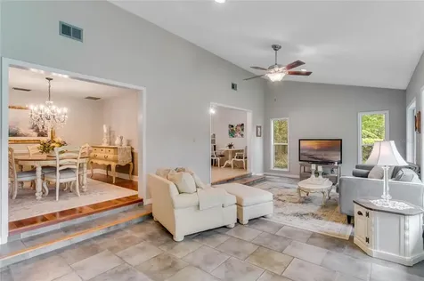 110 W Greentree Lane Lake Mary FL 32746