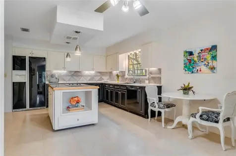 110 W Greentree Lane Lake Mary FL 32746