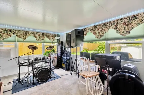 3407 King George Lane Seffner FL 33584